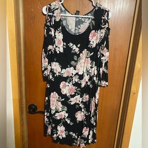 Black and pink floral long sleeved justify dress
